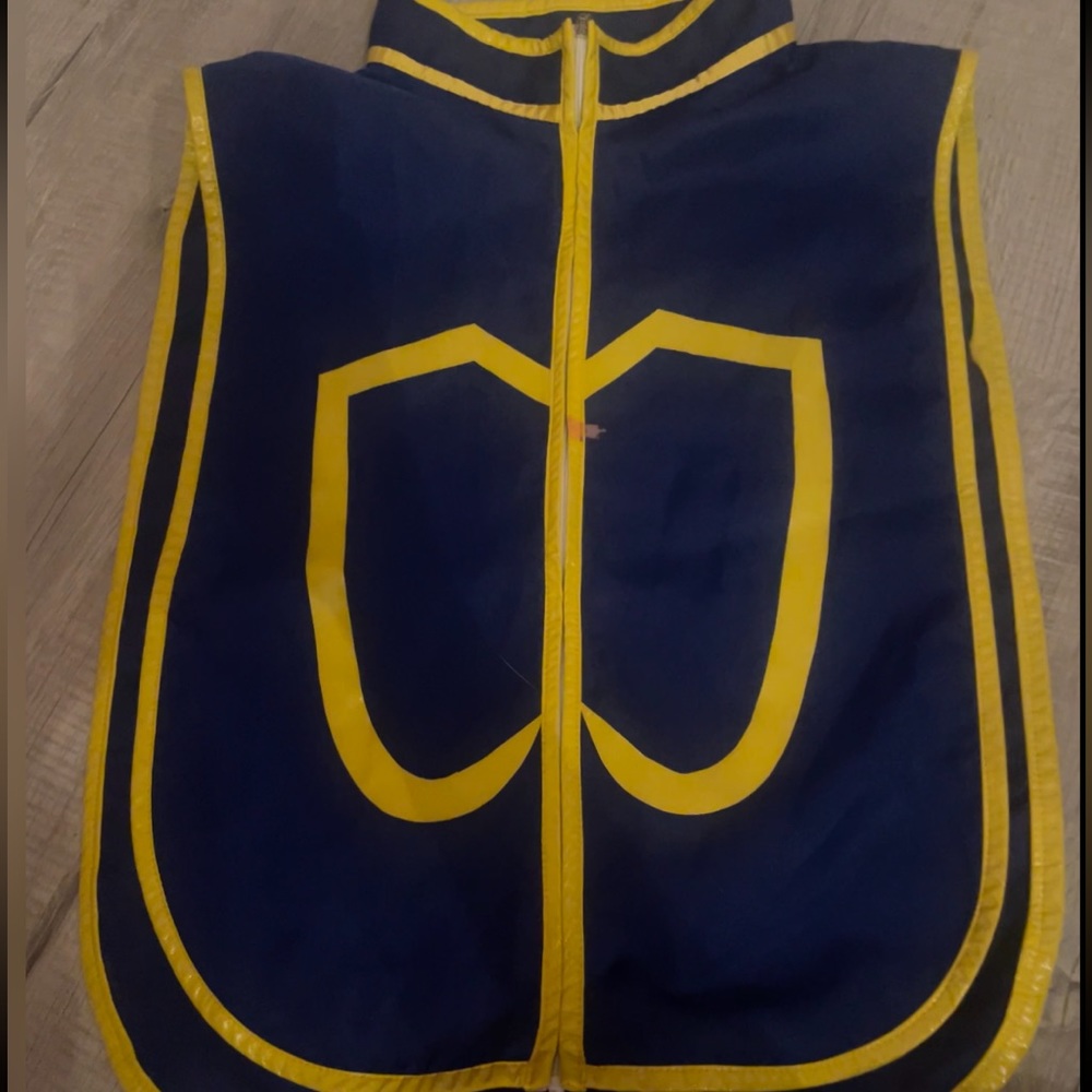 Kurapika Hunter X Hunter Cosplay Costume Size S HAS SMALL PAINT STAIN ON FRONT